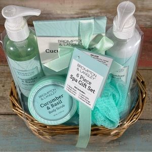 🔥SALE 4/$25 Brompton & Langley Cucumber & Basil 6 Piece Spa Gift, NWT